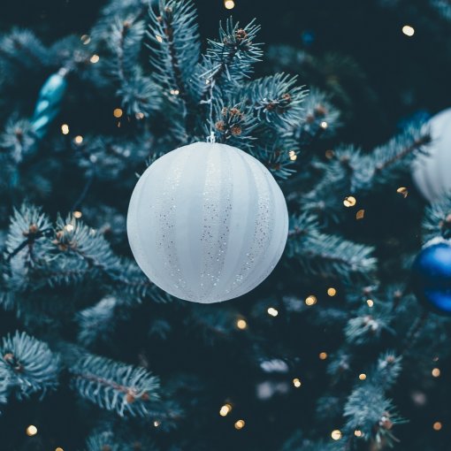 christmas-baubles-1869989_1920
